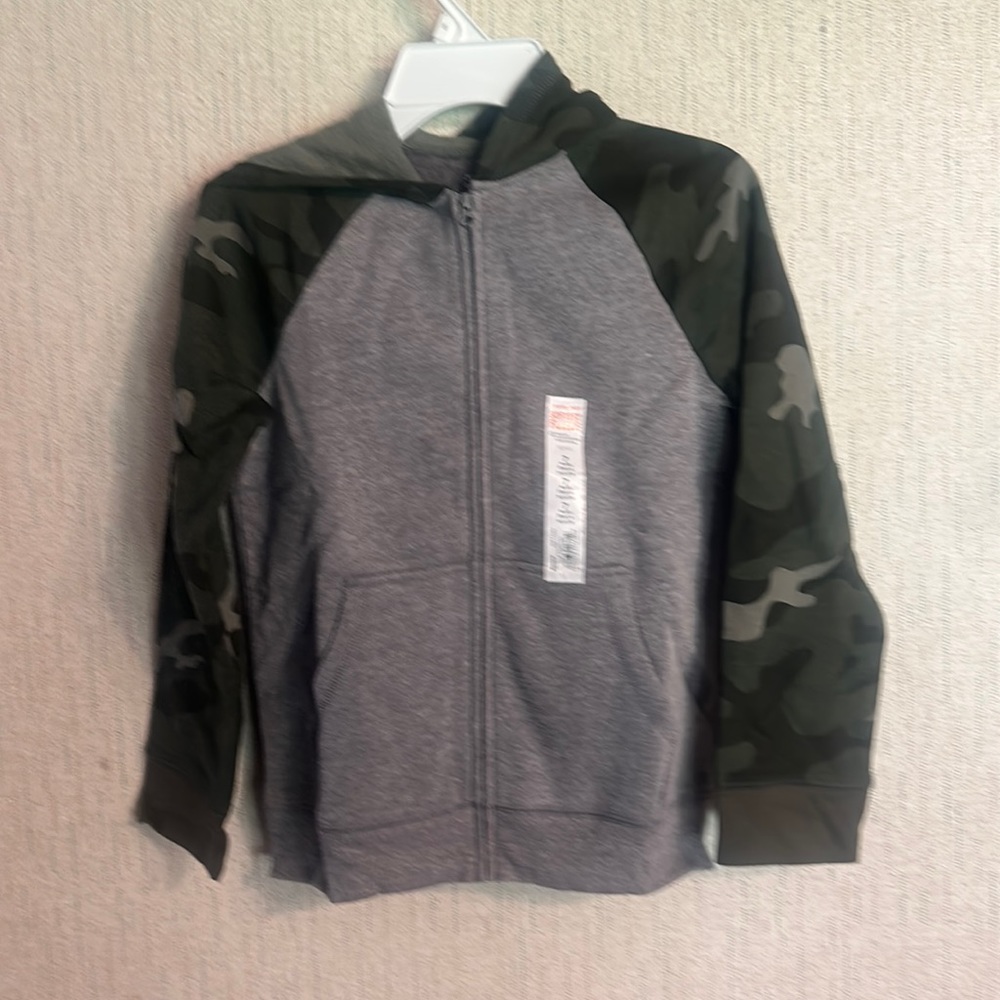 JUMPING BEANS SOFTEST FLEECE ZIP SWEATSHIRT: GRAY/CAMO: NWT: SZ 7 HUSKY